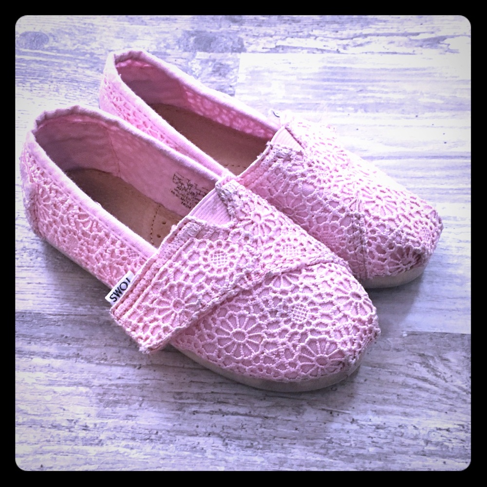 Toms girls shoes size 11